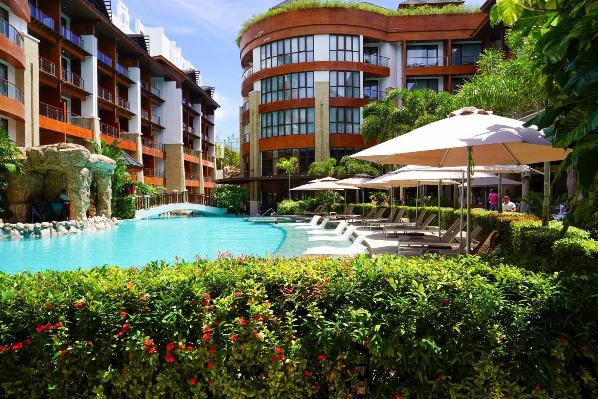 Mandarin Bay Resort And Spa Balabag  Esterno foto