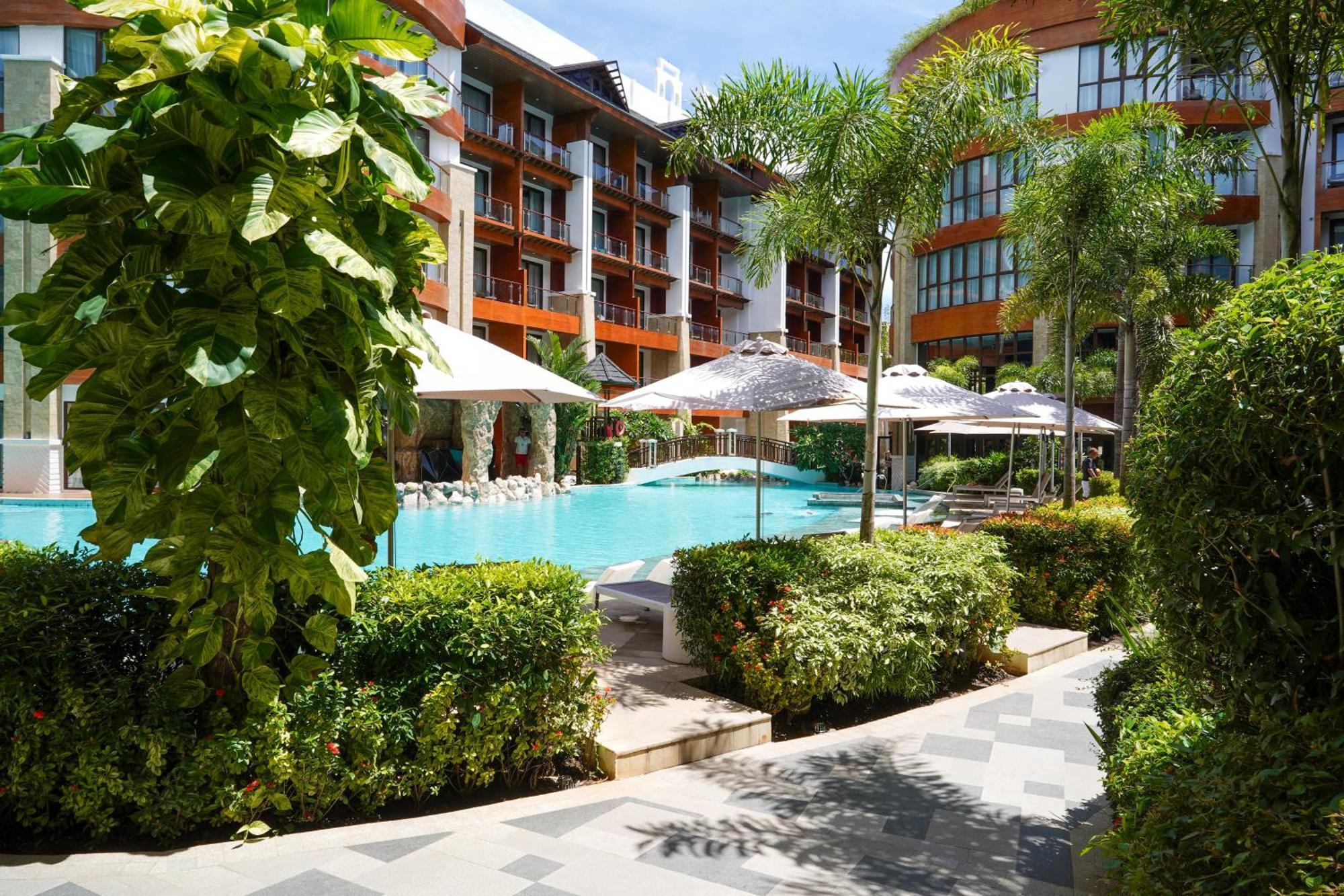Mandarin Bay Resort And Spa Balabag  Esterno foto